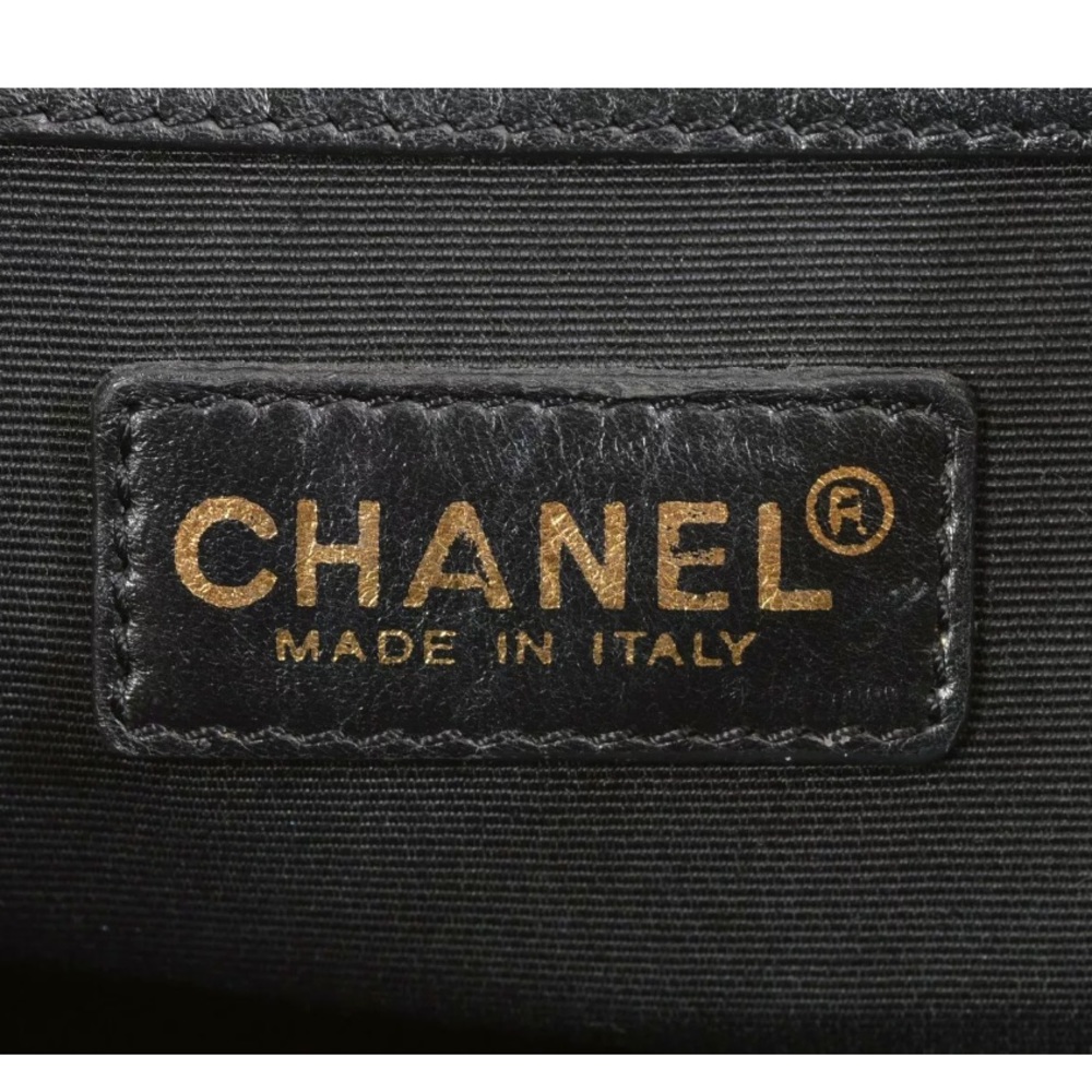 CHANEL Illustration Chain Tote Bag - Picture 7 of 8